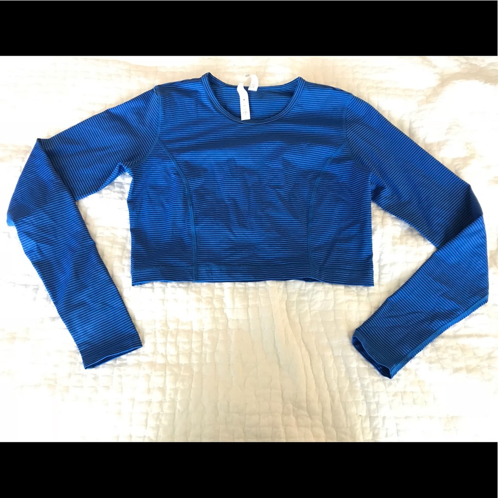Rare Women’s Luxtreme Long Sleeve Crop Top Sz 8